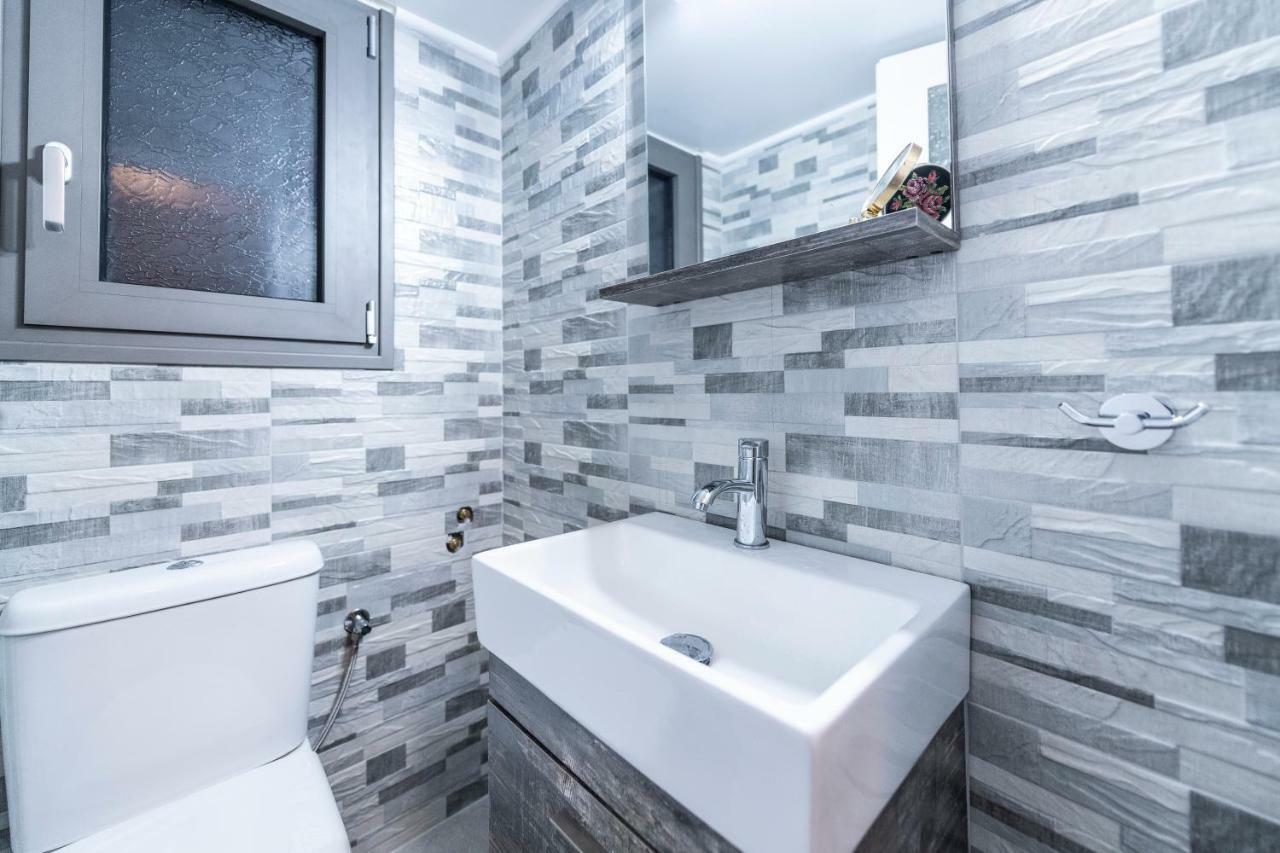 Piraeus Port Marouso Apartment ภายนอก รูปภาพ